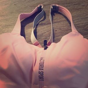 Victoria secret sports bra